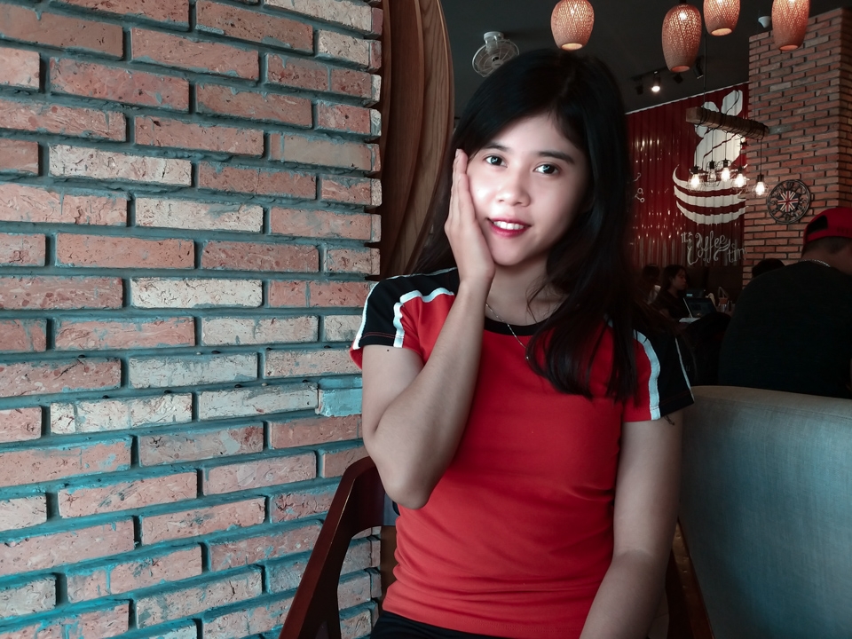 Camera Selfie Galaxy A8 Star 16