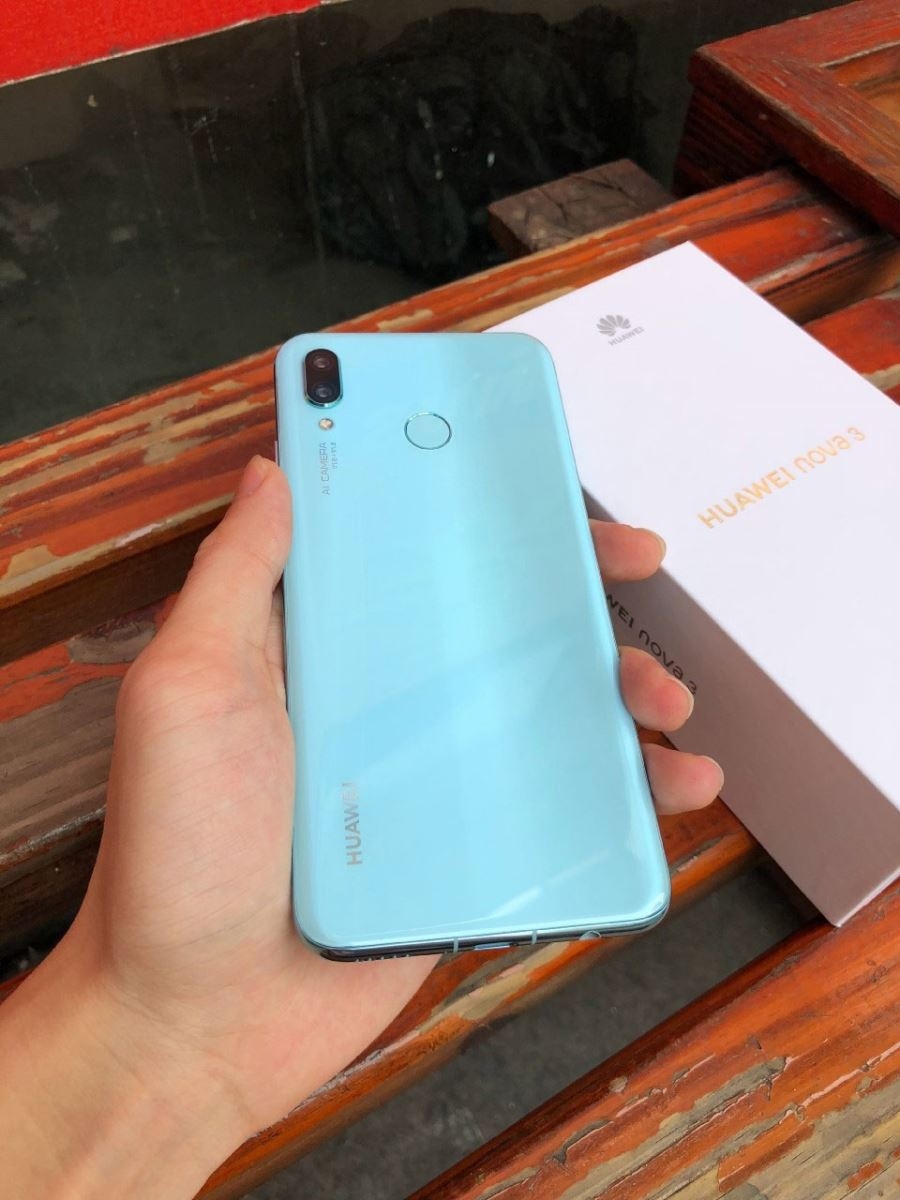 Huawei Nova 3 Light Blue