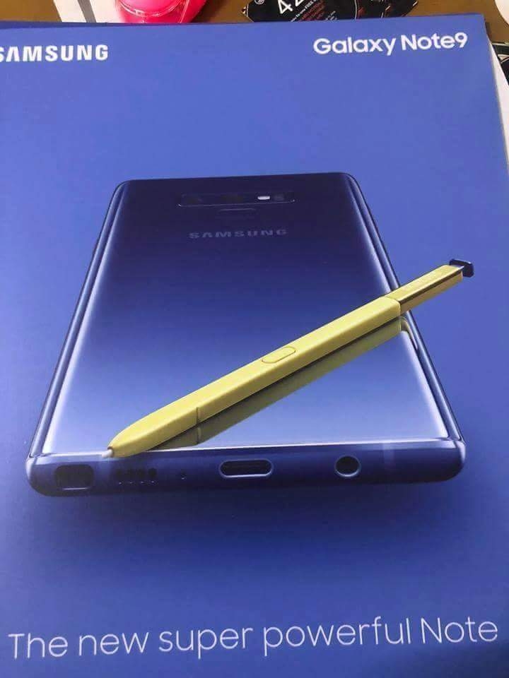 Ảnh poster chính thức Galaxy Note 9