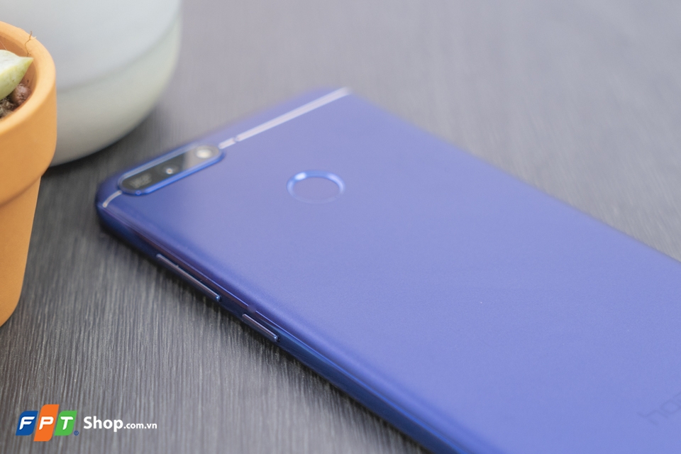 Đánh giá Honor 7A 03
