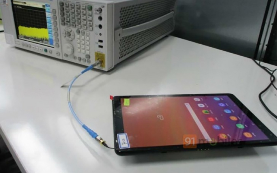 Galaxy Tab A2 lộ ảnh thực tế (ảnh 1)