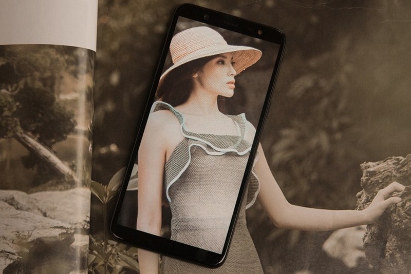 Galaxy J8