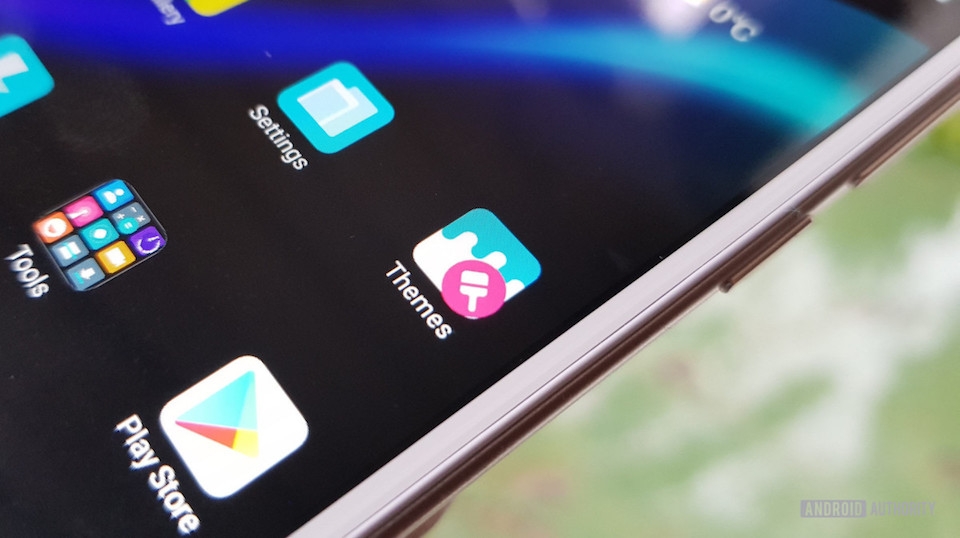 Cách làm mới smartphone Xiaomi bằng themes miễn phí Xiaomi cung cấp cho người dùng nhiều Themes miễn phí.