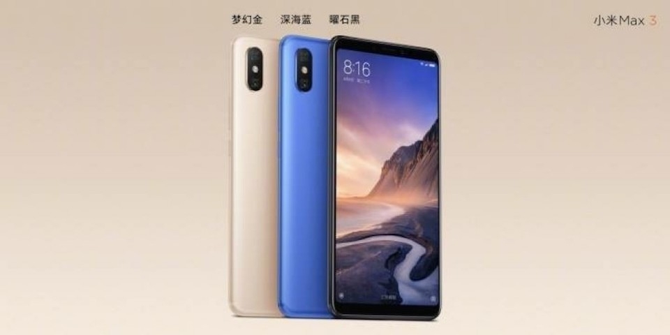 Máy sẽ có 3 màu cơ bản là vàng, xanh dương và đen.