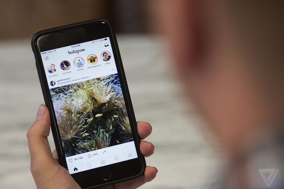 5 tính năng hữu ích mà bạn nên dùng trên mạng xã hội Instagram Kể câu chuyện hằng ngày bằng tính năng Stories.