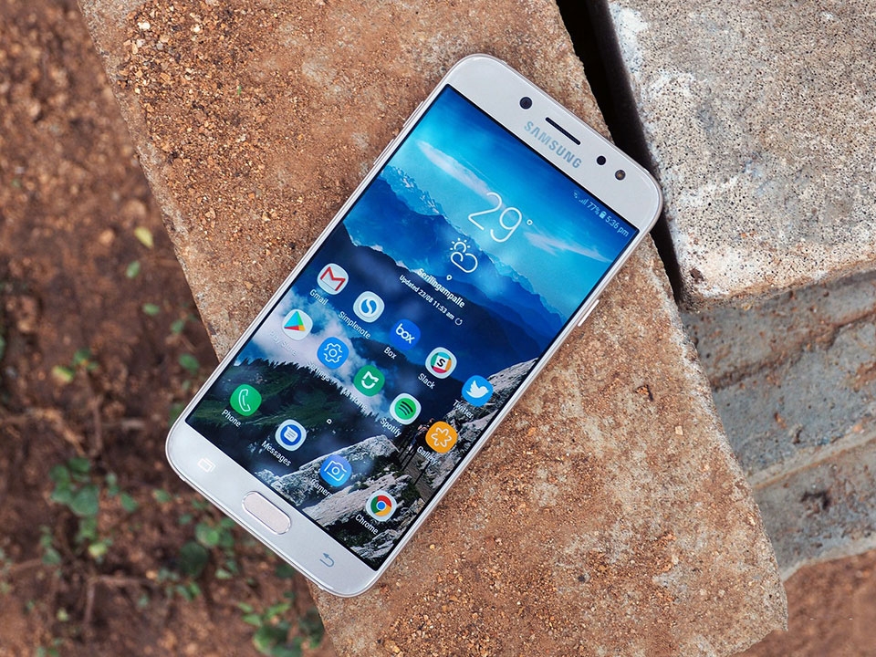 Samsung Galaxy J7 Pro sẽ được lên thẳng Android 8.1 Oreo