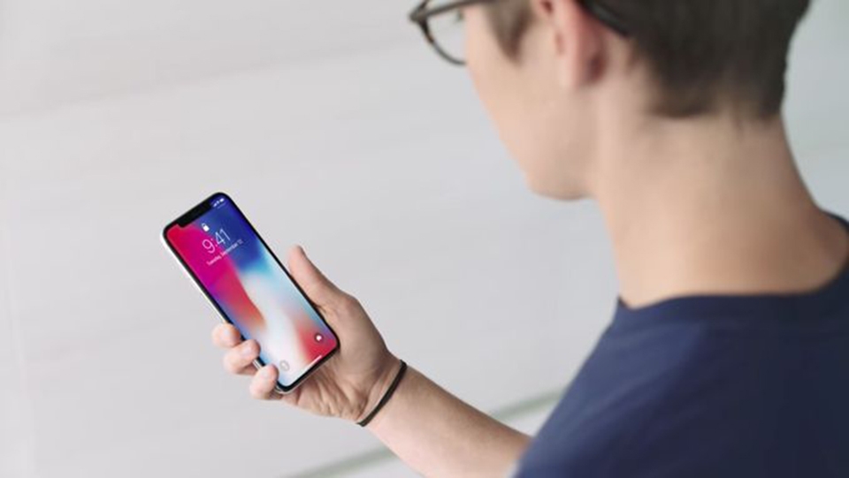 7 smartphone có công nghệ bảo mật khuôn mặt xuất sắc nhất 1