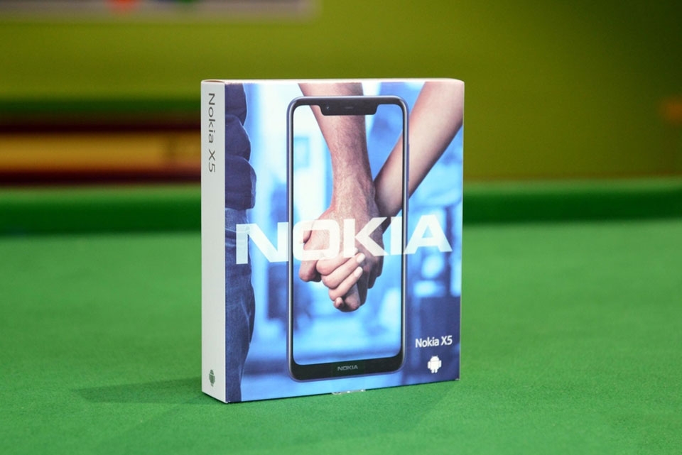 Trên tay Nokia X5