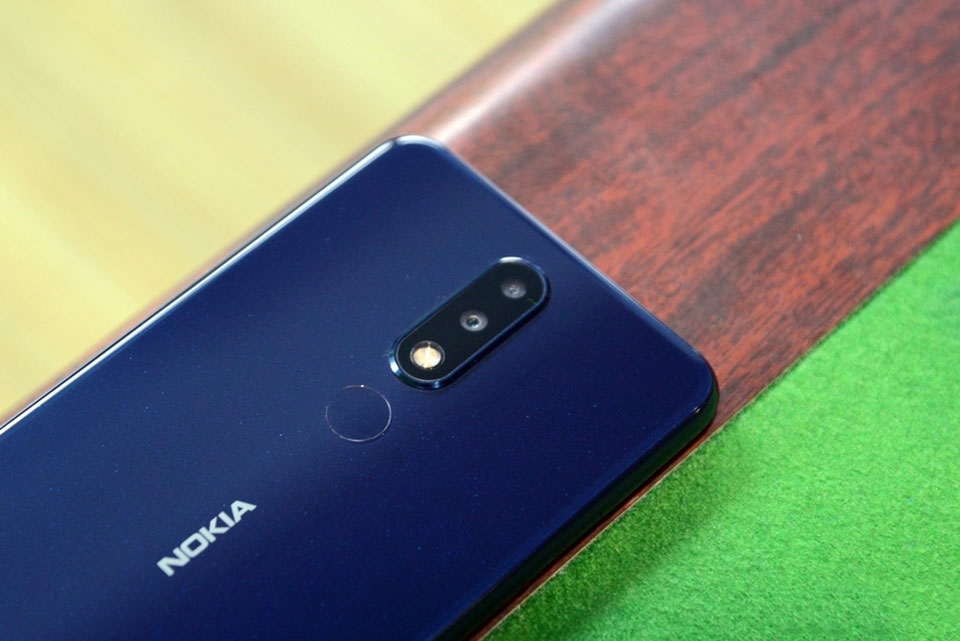 Trên tay Nokia X5