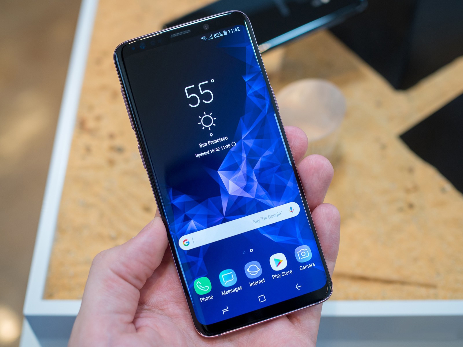 Nên chuẩn bị gì trong lúc chờ đợi Galaxy Note 9 trình làng? 2