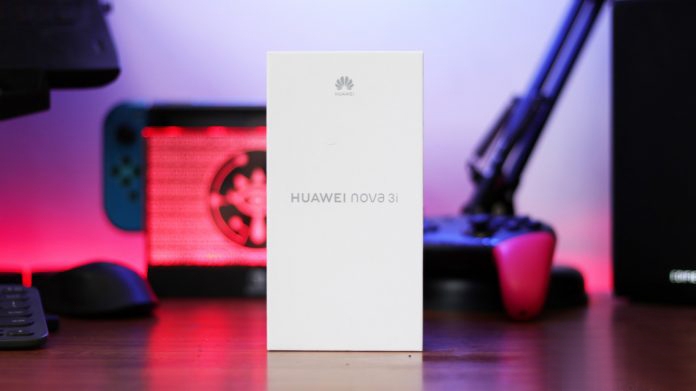 Cùng FPT Shop mở hộp Huawei Nova 3i - Bản thương mại đầu tiên tại Việt Nam