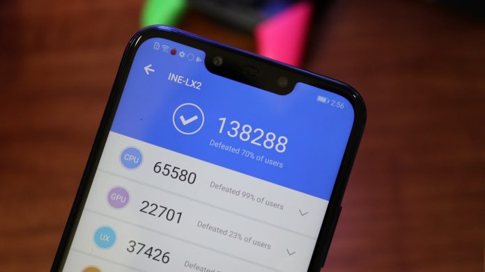 Cùng FPT Shop mở hộp Huawei Nova 3i - Bản thương mại đầu tiên tại Việt Nam