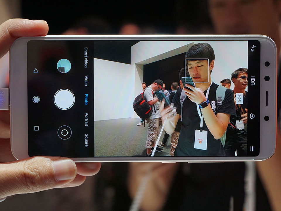 Xiaomi Mi A2 Xiaomi Mi A2