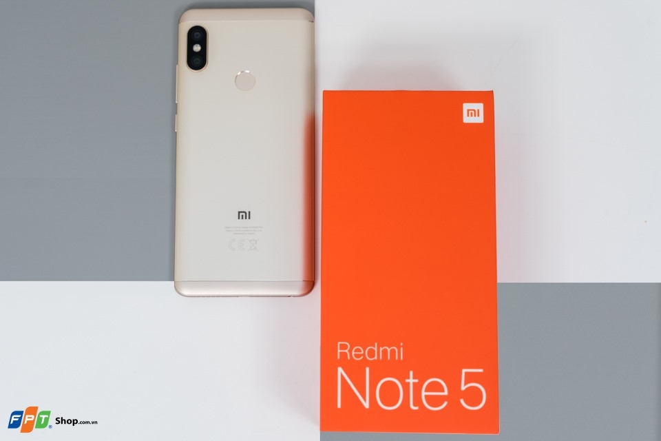 5 smartphone được mua nhiều nhất tại FPT Shop tuần qua 45