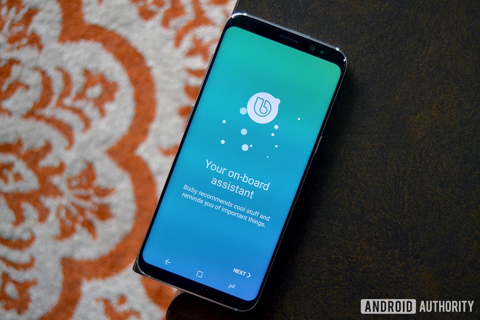 Tích hợp trợ lý ảo Bixby 2.0 với nhiều điểm cải tiến.