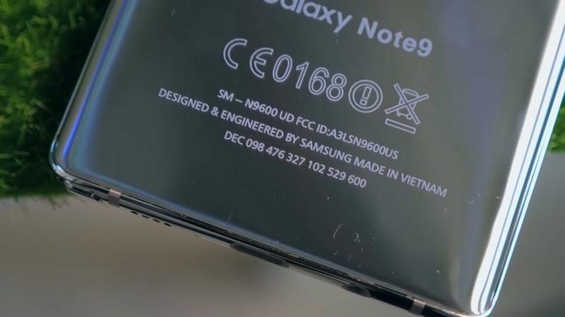 Note 9 giả mạo Note 9 giả mạo