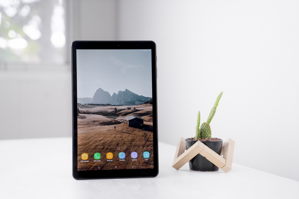 Trên tay Samsung Galaxy Tab A 10.5 inch