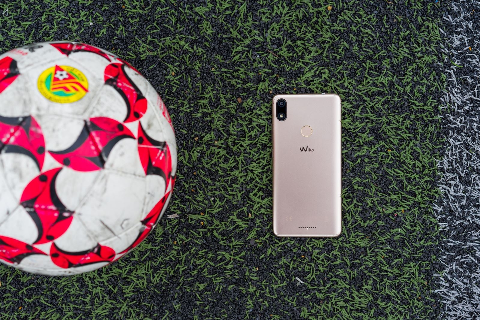 Wiko View Max giảm “banh chành” chỉ còn 2,699 triệu đồng tại FPT Shop