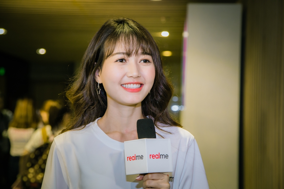 realme ra mắt 03