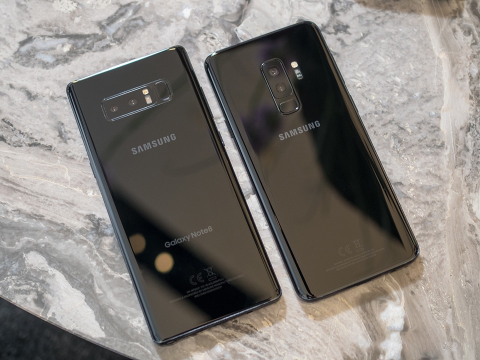 So sánh Galaxy Note 9 và Galaxy S9 Plus (ảnh 1)