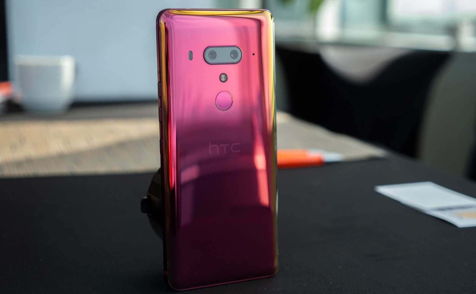 Hé lộ danh sách smartphone HTC cập nhật Android P 2