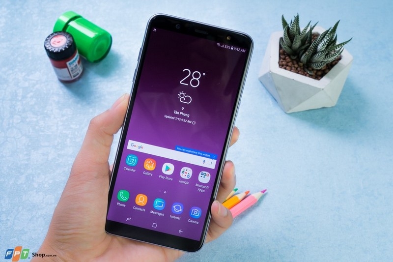 Galaxy J8
