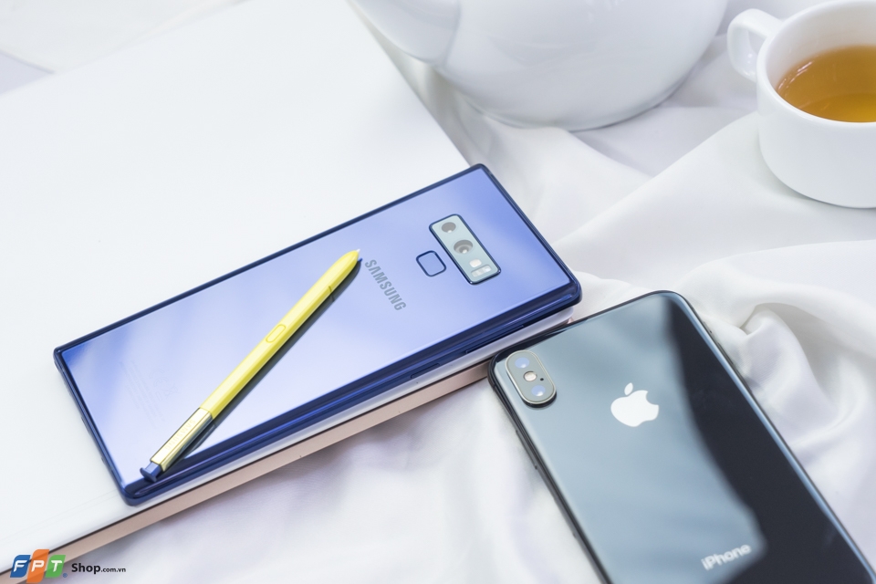 Galaxy Note 9 đọ sắc cùng iPhone X: Song long tranh đấu Galaxy Note 9 đọ sắc cùng iPhone X: Song long tranh đấu