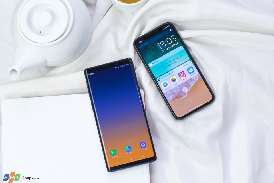 Galaxy Note 9 đọ sắc cùng iPhone X: Song long tranh đấu Galaxy Note 9 đọ sắc cùng iPhone X: Song long tranh đấu