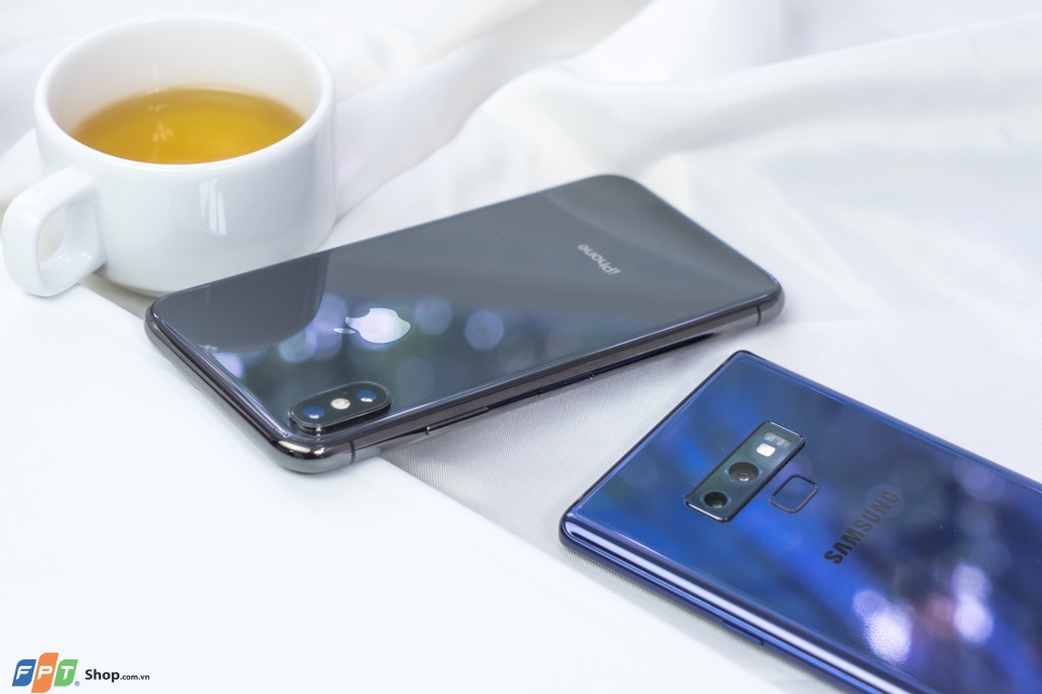 Galaxy Note 9 đọ sắc cùng iPhone X: Song long tranh đấu Galaxy Note 9 đọ sắc cùng iPhone X: Song long tranh đấu