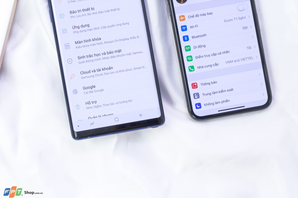 Galaxy Note 9 đọ sắc cùng iPhone X: Song long tranh đấu Galaxy Note 9 đọ sắc cùng iPhone X: Song long tranh đấu