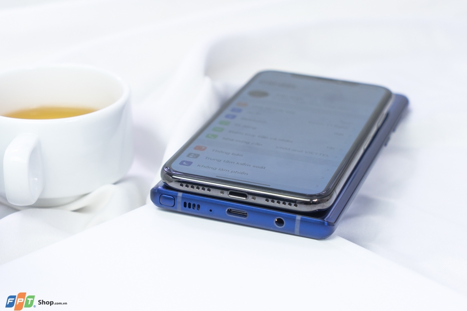Galaxy Note 9 đọ sắc cùng iPhone X: Song long tranh đấu Galaxy Note 9 đọ sắc cùng iPhone X: Song long tranh đấu
