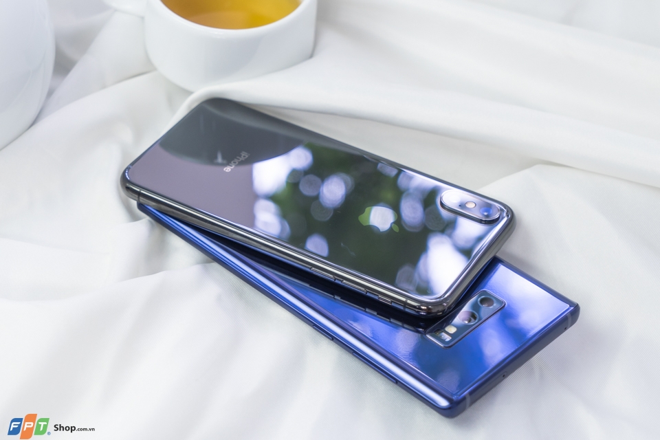 Galaxy Note 9 đọ sắc cùng iPhone X: Song long tranh đấu Galaxy Note 9 đọ sắc cùng iPhone X: Song long tranh đấu