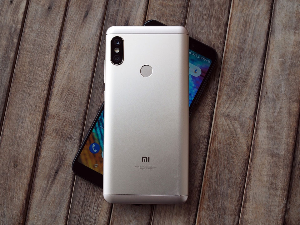 Xiaomi Mi A2 vs Redmi Note 5 Pro