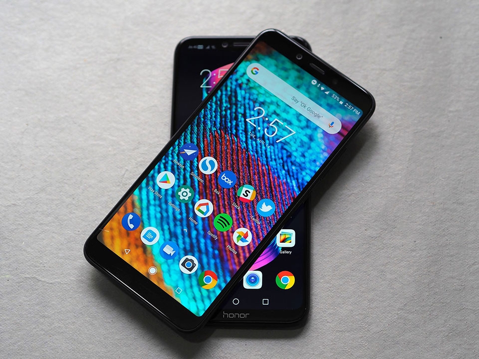 Xiaomi Mi A2 vs Honor Play