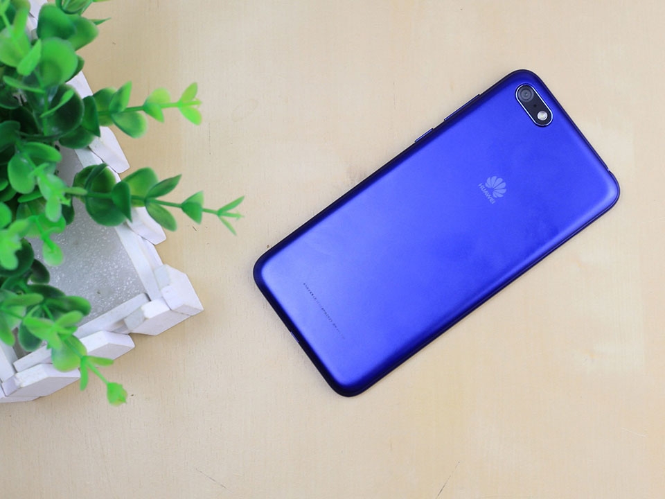 Huawei Enjoy 8e Youth Huawei Enjoy 8e Youth