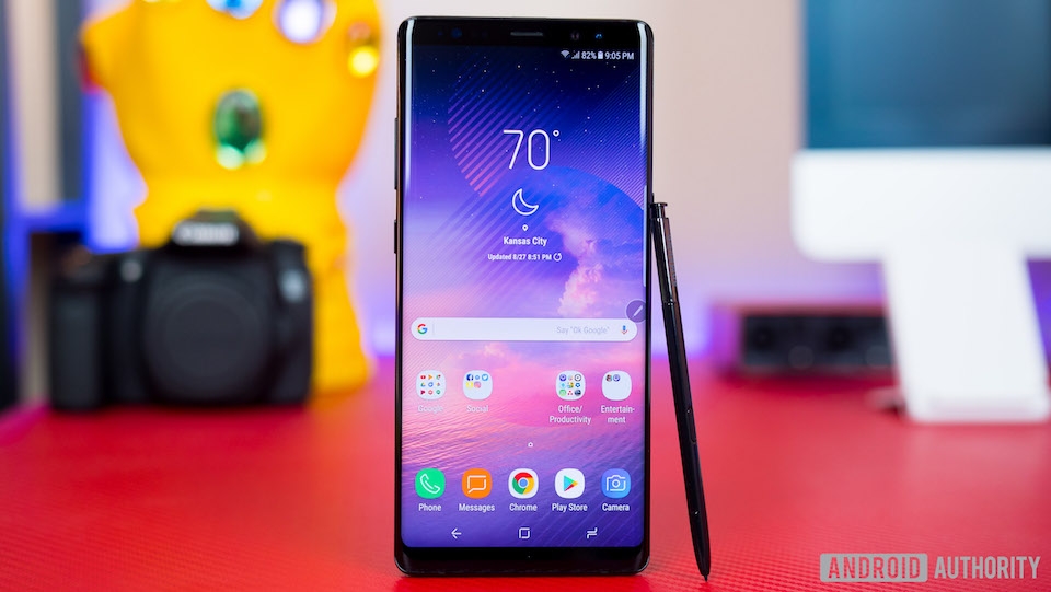 Người mua Galaxy Note 9 lựa chọn phiên bản 512GB Galaxy Note 9 là siêu phẩm cao cấp nhất của Samsung trong năm 2018.