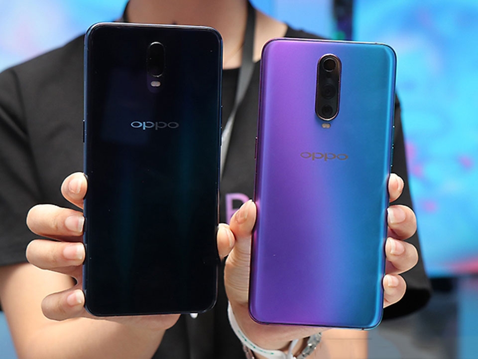 OPPO R17 Pro OPPO R17 Pro