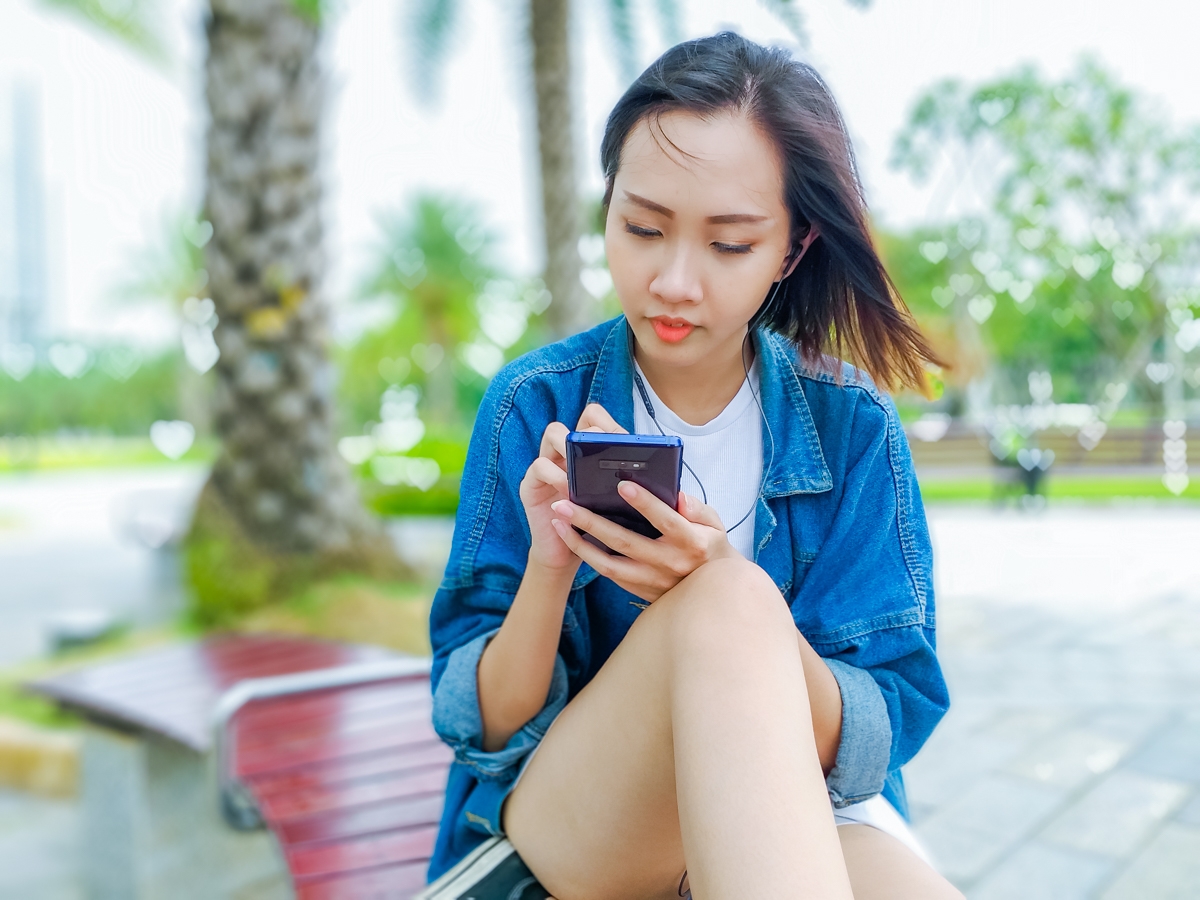 Camera galaxy J8 11