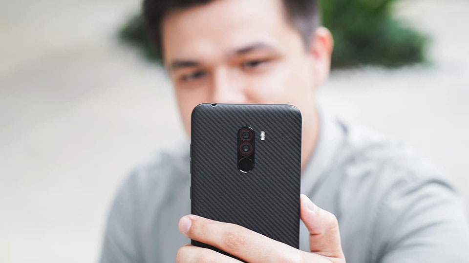Xiaomi POCO F1 Xiaomi POCO F1