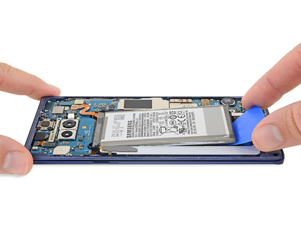 Mổ bụng Galaxy Note 9 (ảnh 3) Mổ bụng Galaxy Note 9 (ảnh 3)