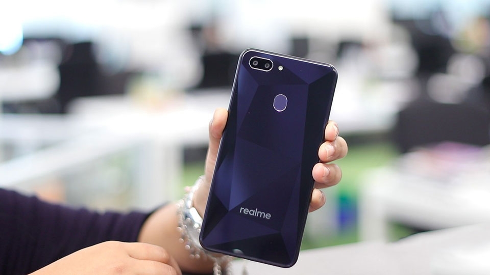 OPPO Realme 2 OPPO Realme 2
