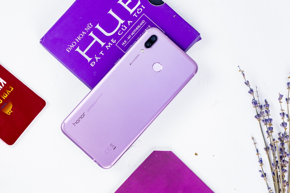 Honor Play 09
