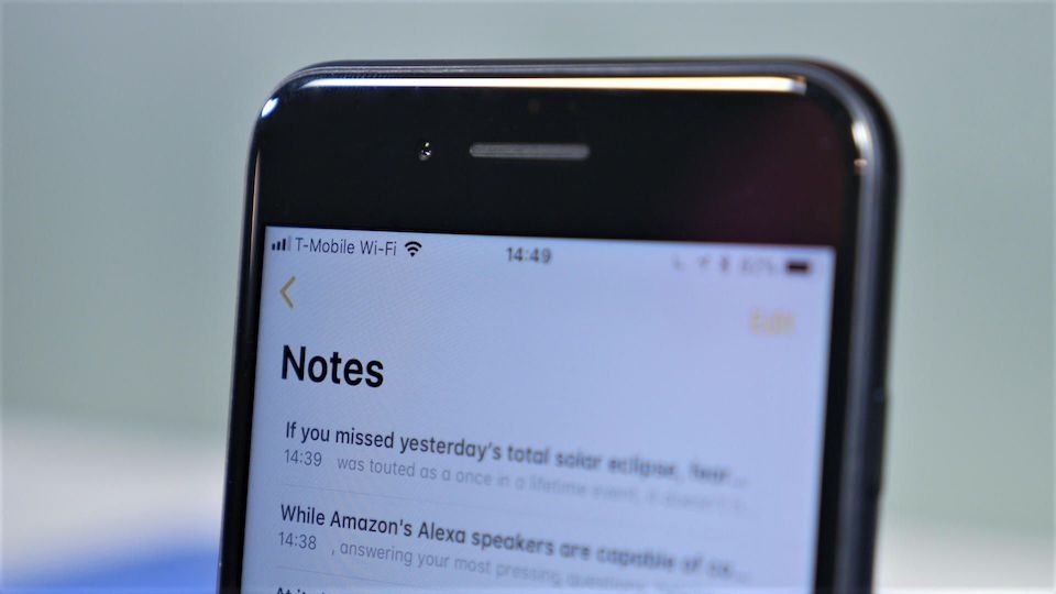 Ứng dụng Notes trên hệ điều hành iOS.