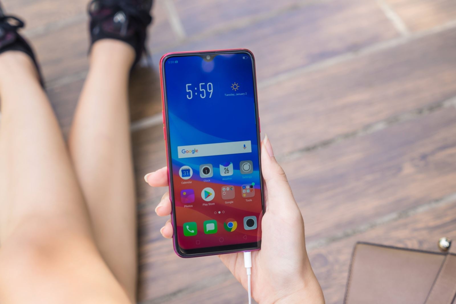 OPPO F9 Sắm OPPO F9 được tặng ngay gói bảo hiểm rơi vỡ màn hình độc quyền tại FPT Shop