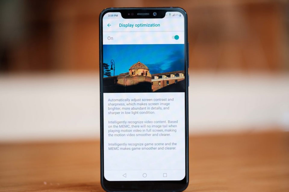 Trên tay ZTE Axon 9 Pro