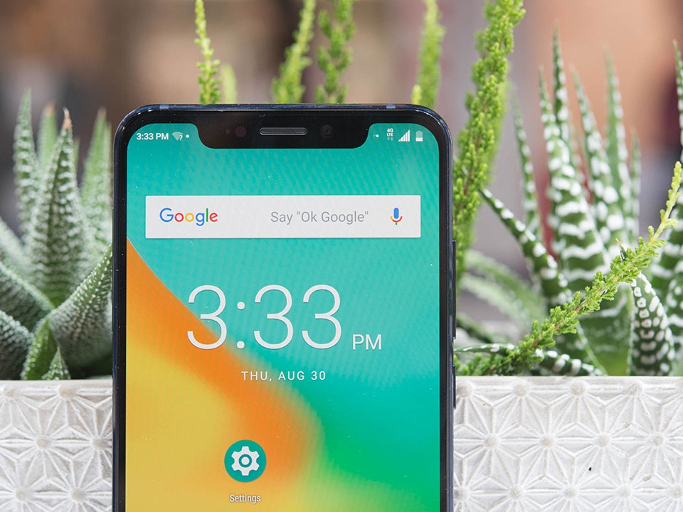 Trên tay ZTE Axon 9 Pro