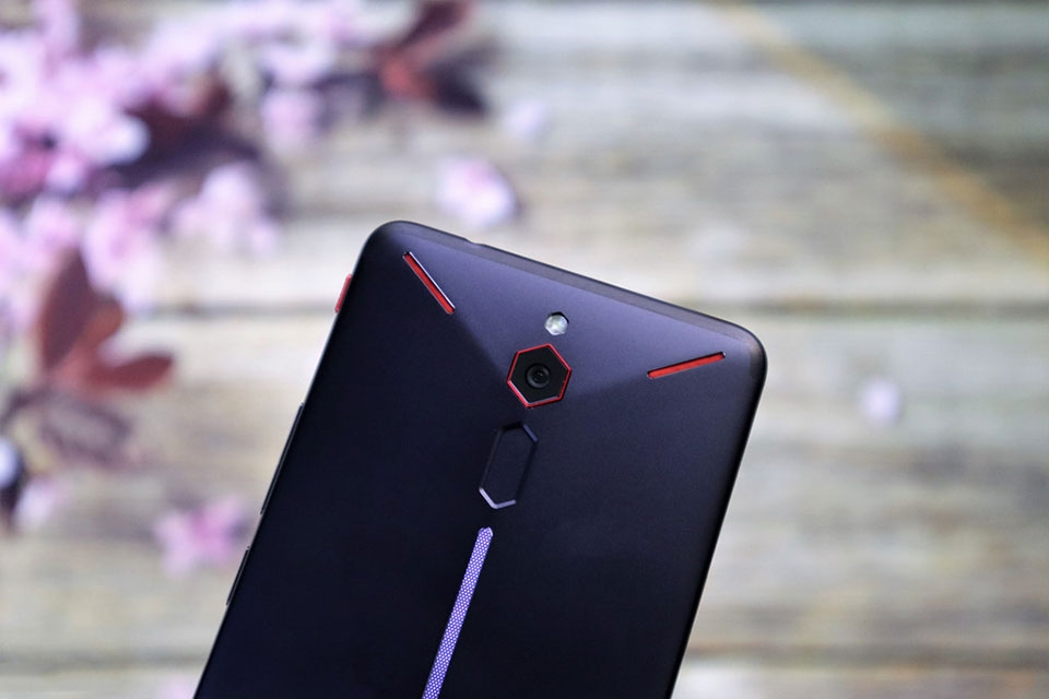 ZTE Nubia Red Magic