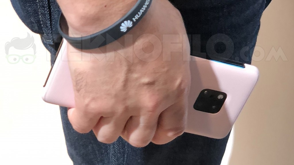 Huawei Mate 20 bất ngờ xuất hiện thực tế tại IFA 2018