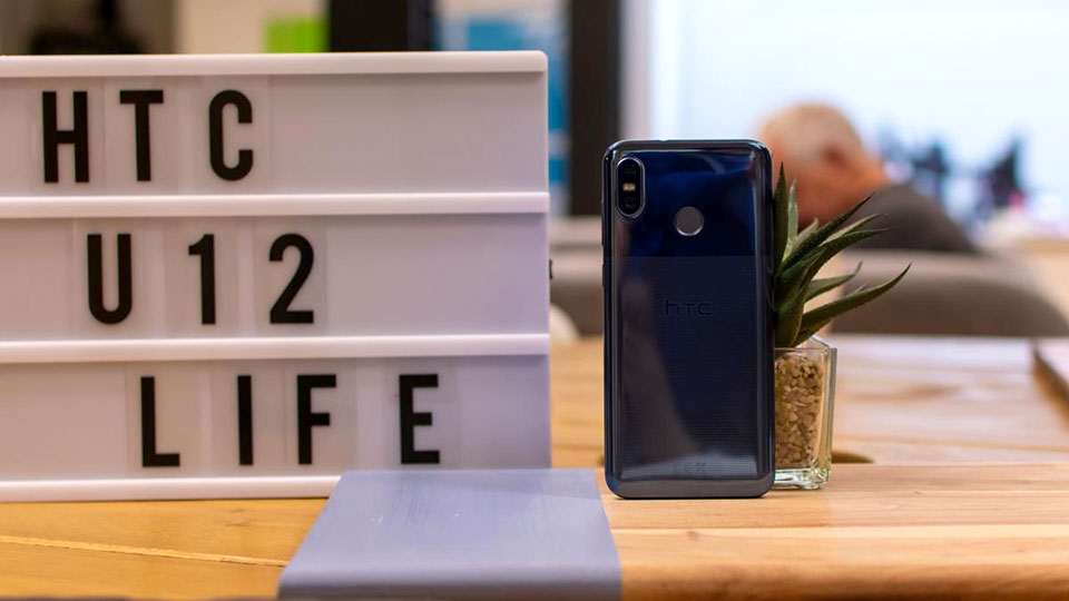 HTC U12 Life HTC U12 Life