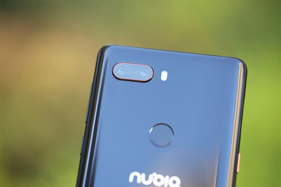 ZTE Nubia Z18
